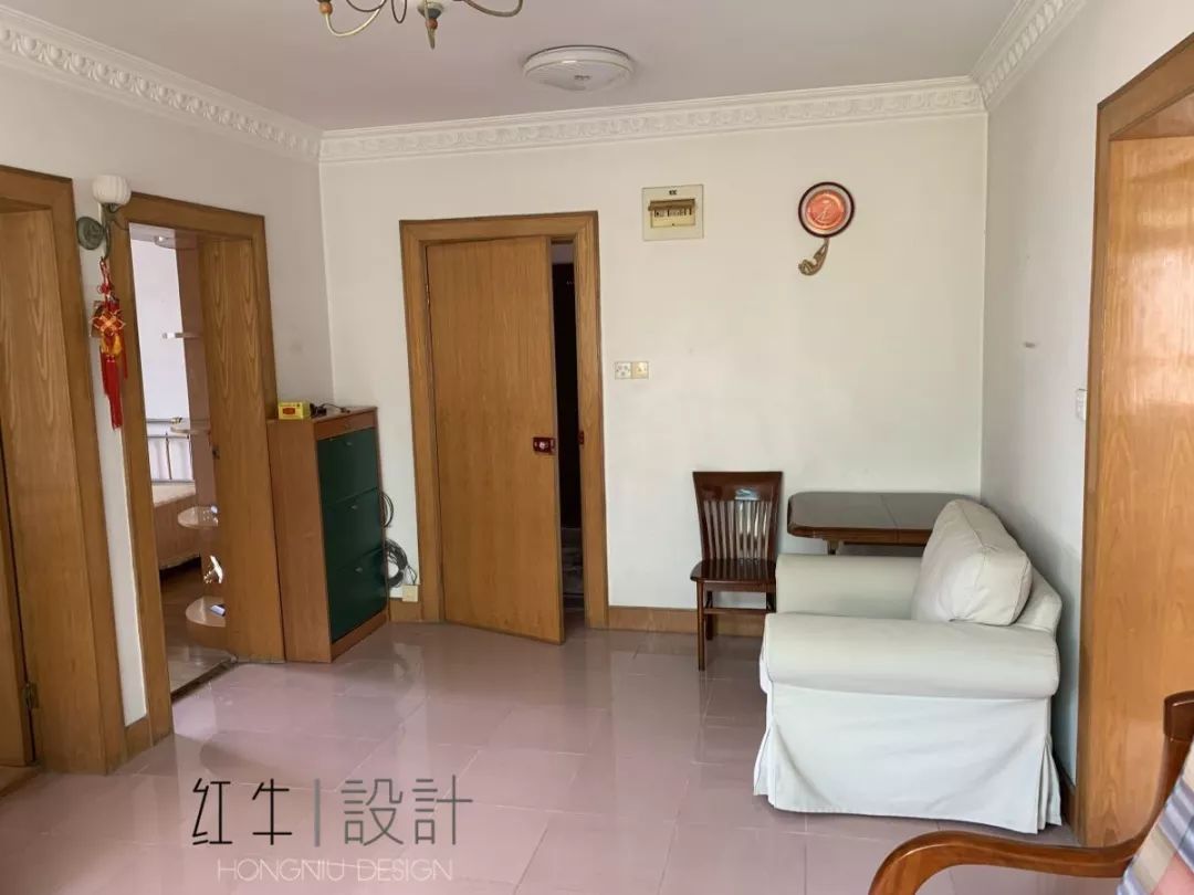 南京老房翻新--“能住”與“好住”之間，就差這點(diǎn)改變！02改造前_客廳