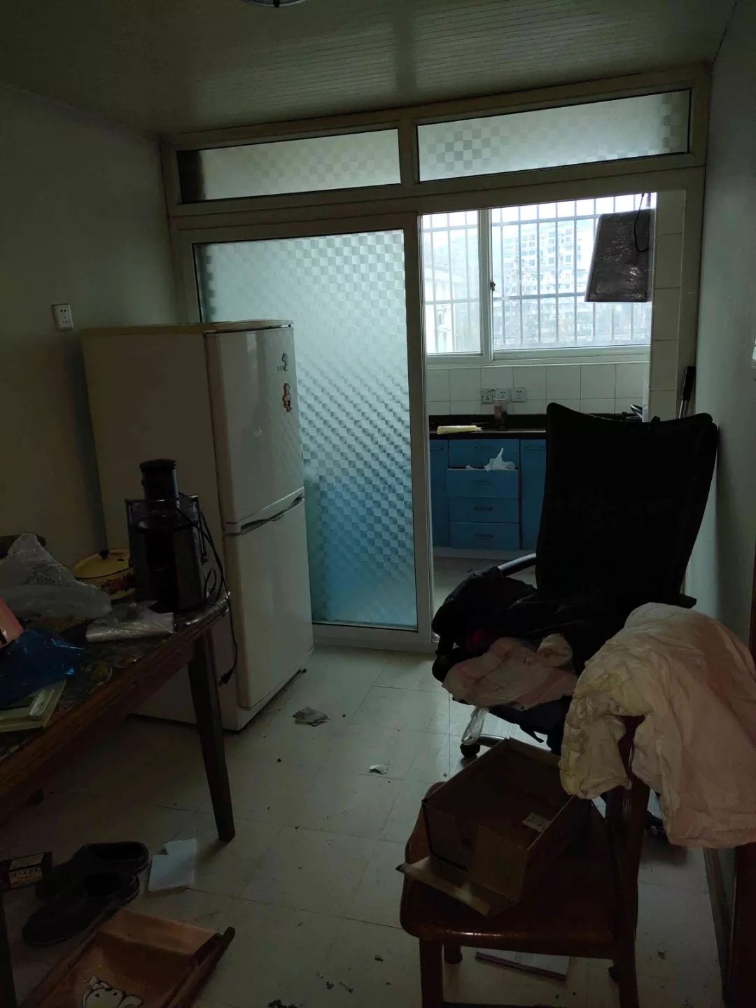 南京龍?bào)椿ㄔ?0㎡現(xiàn)代輕奢--老房升級改造，變身時尚精致家！05餐廳改造