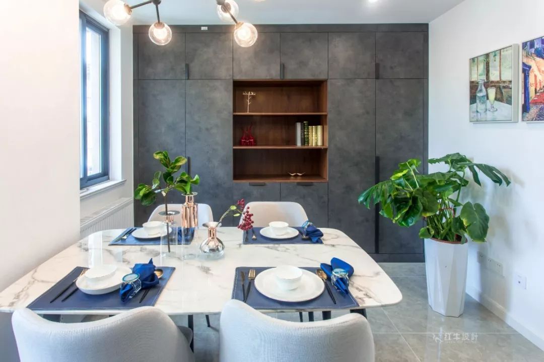 南京龍?bào)椿ㄔ?0㎡現(xiàn)代輕奢--老房升級改造，變身時尚精致家！07餐廳改造