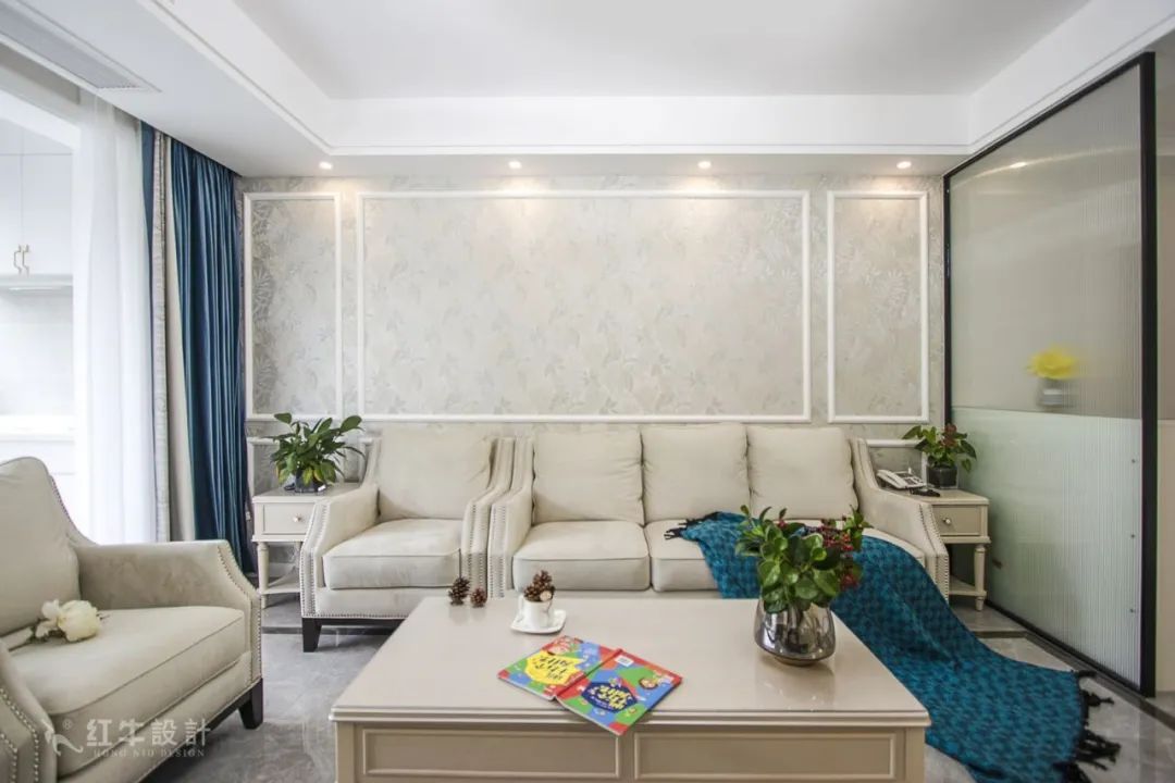 最美畢業(yè)照 ⑥--簡美不一定是深色系，也可以這樣清爽哦！03客廳