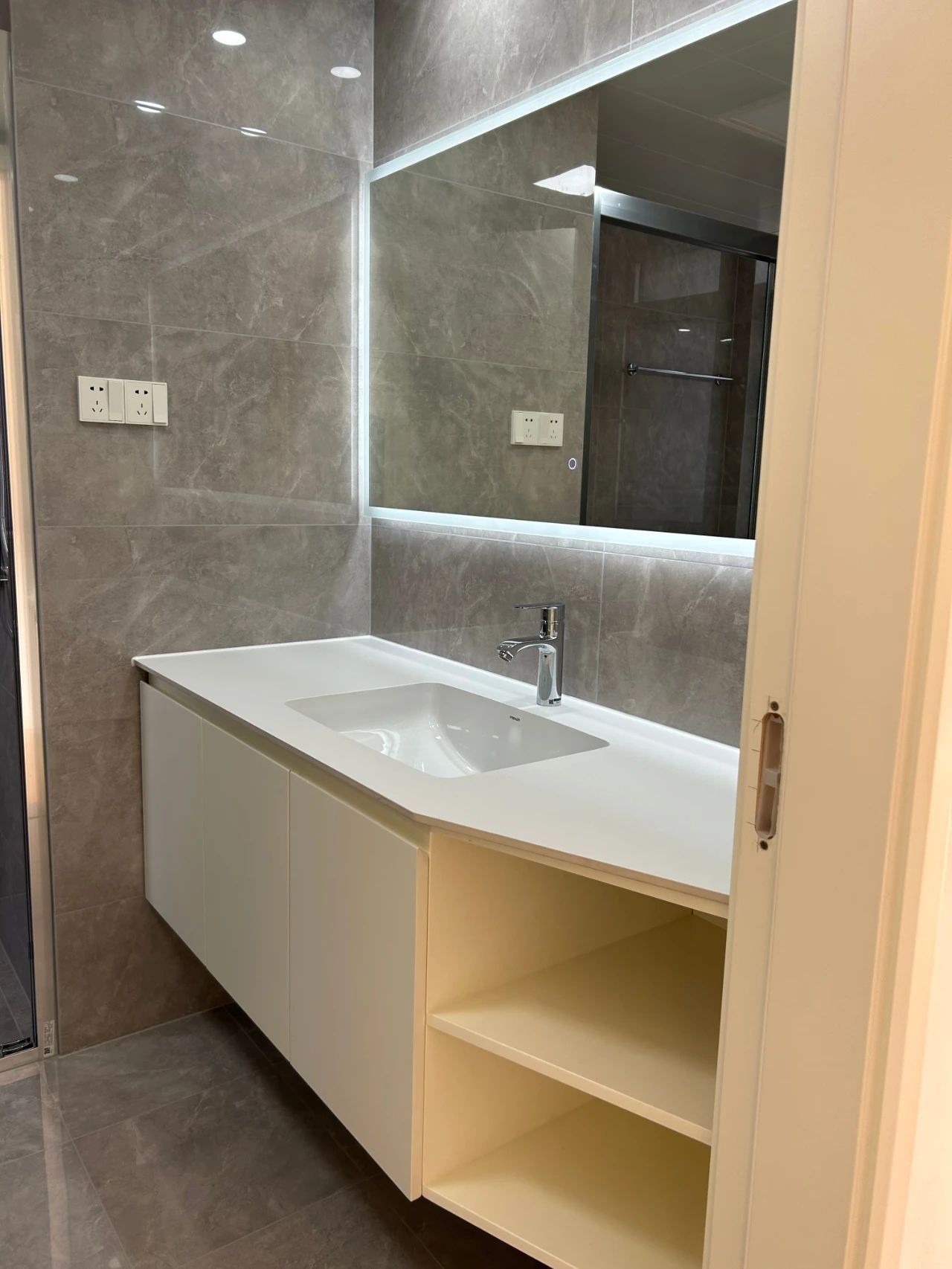 叮~這是我們2024年收到的第4面錦旗啦！（內附完工實景圖）