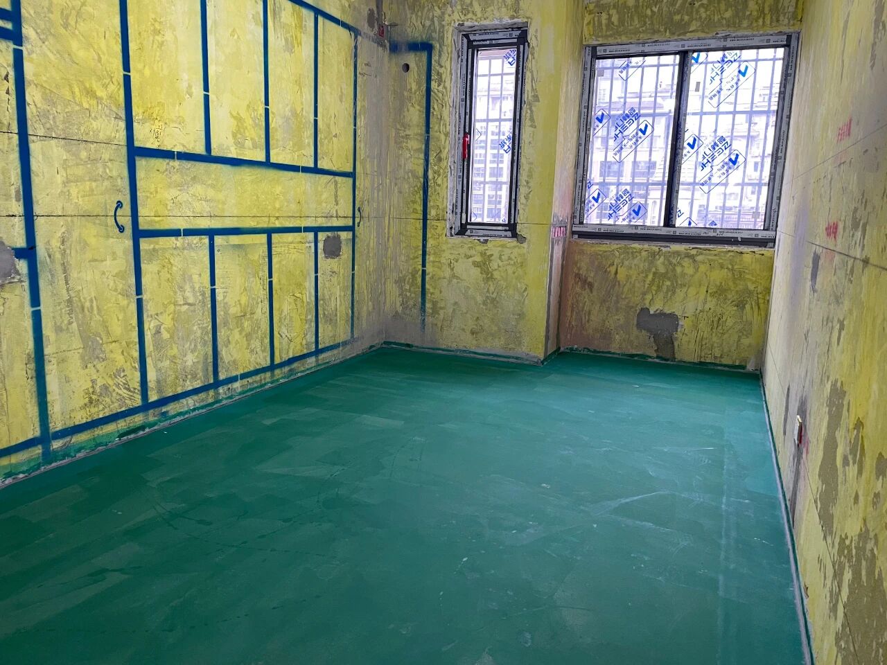 九月秋意漸濃，南京紅牛裝飾工地巡檢步履不停，只為兌現(xiàn)品質(zhì)承諾！