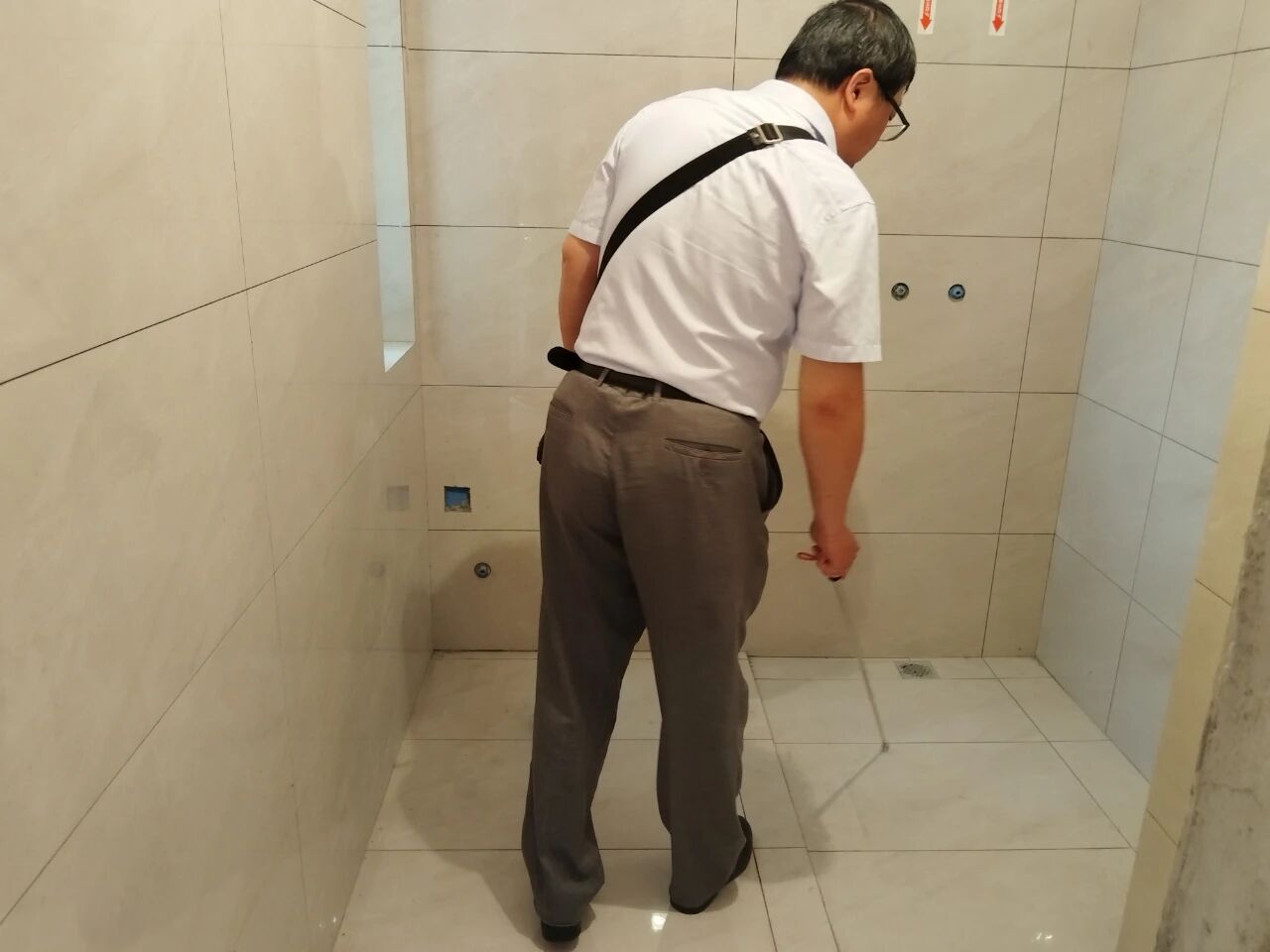 九月秋意漸濃，南京紅牛裝飾工地巡檢步履不停，只為兌現(xiàn)品質(zhì)承諾！