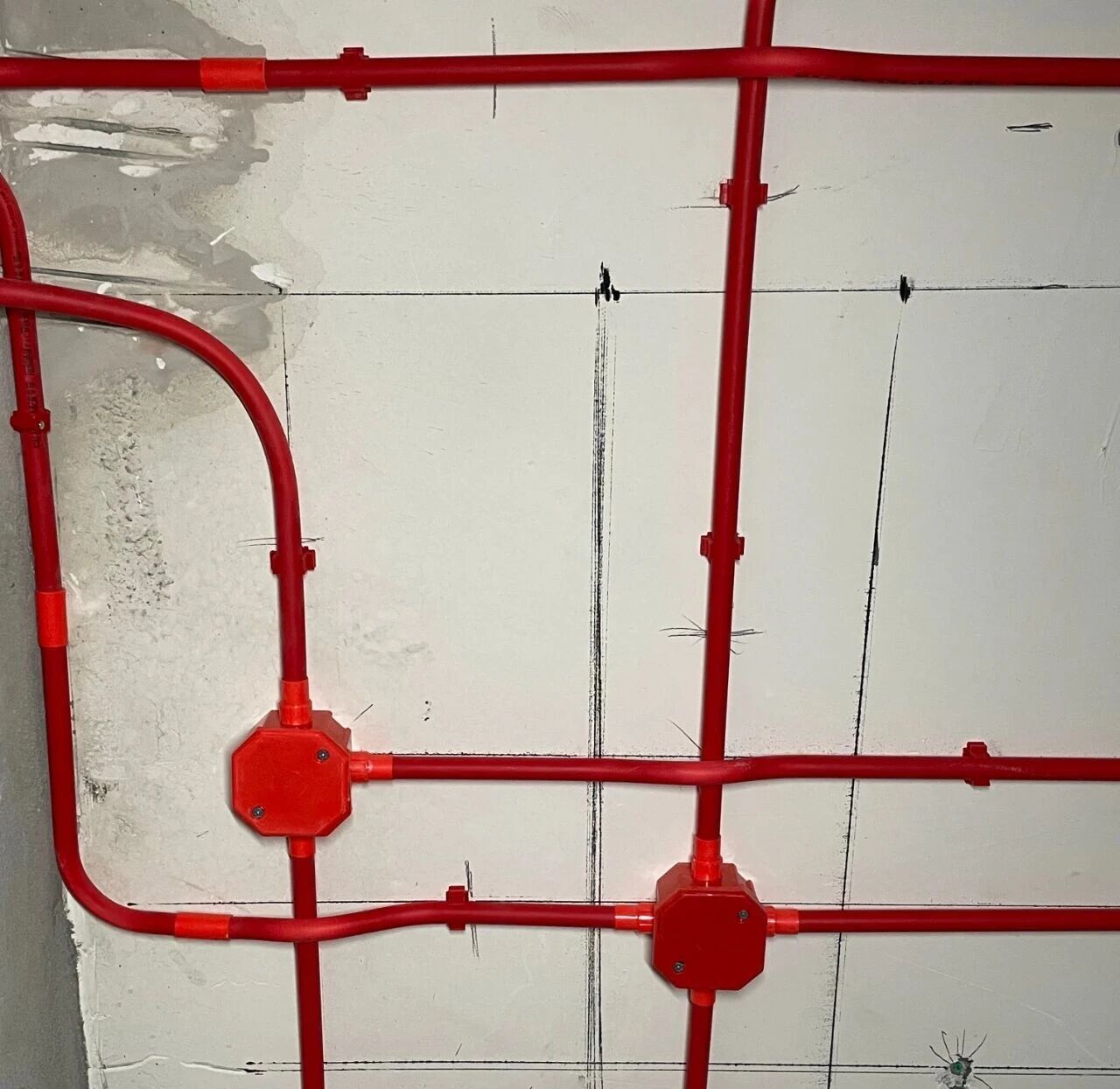 工地巡檢：雙節(jié)同慶，品質(zhì)同行，嚴(yán)把每一道工序，用心守護(hù)夢(mèng)想家！